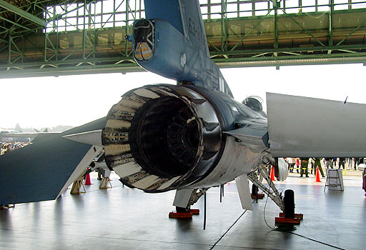 F-2B - IV img.