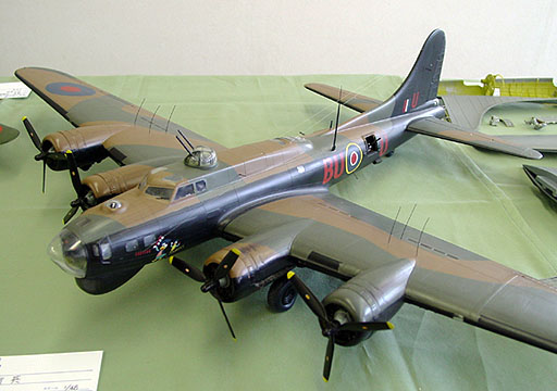 B-17-I img.